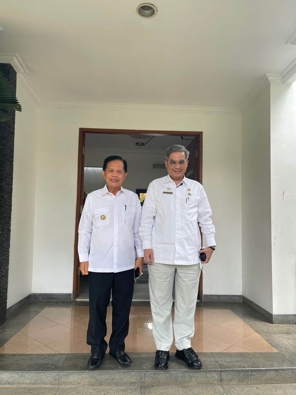 Bupati Tapin HM Arifin Arpan didampingi Kepala Dinas Pertanian Tapin Wagimin