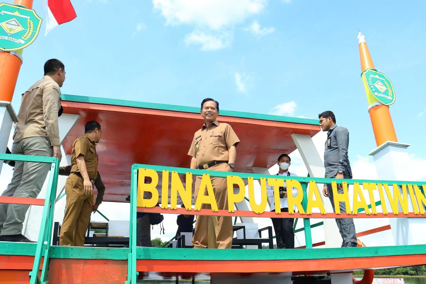 Bupati Tapin HM Arifin Arpan Kunjungi Wisata Alam Danau Hatiwin