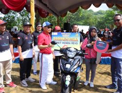 PT AGM Senang Jalan Sehat Kormi Diikuti 10.000 Peserta