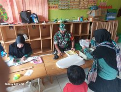 Bersama Kader Posyandu, Babinsa Terjun Atasi Stunting