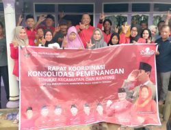 Turun Langsung Ke Tingkat Kecamatan dan Ranting, Berry Nahdian Forqan Pimpin Konsolidasi Pemenangan PDIP Di HST