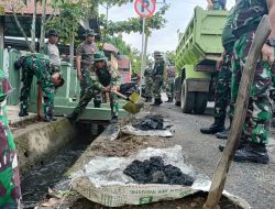 Cegah Terjadinya Banjir, Kodim 1010/Tapin Gelar Jumat Bersih