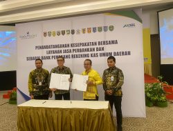 Pj Bupati Tapin Hadiri RUPS Tahun 2023 dan RPUS Luar Biasa Bank Kalsel 2024.