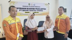 Kolaborasi Pemkab Tapin dan PT BRE, Beasiswa Pendidikan Mulai Disalurkan untuk Siswa Pra Sejahtera
